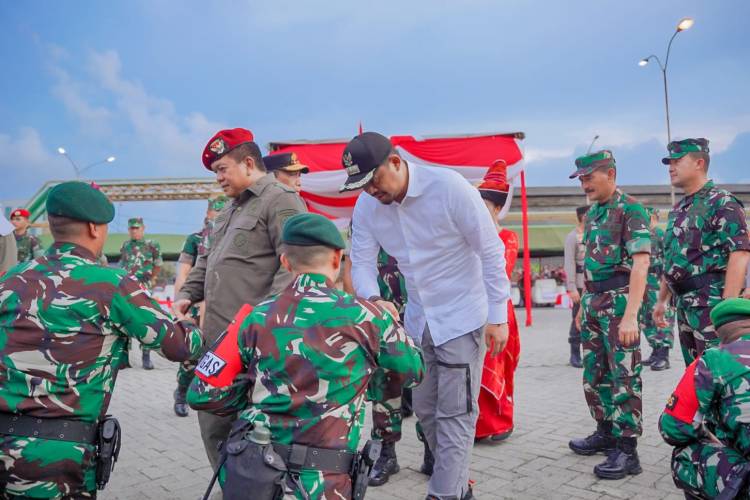 Dampingi Panglima TNI Lepas Satgas Yonif 125/SMB, Selamat Bertugas Jaga Perbatasan