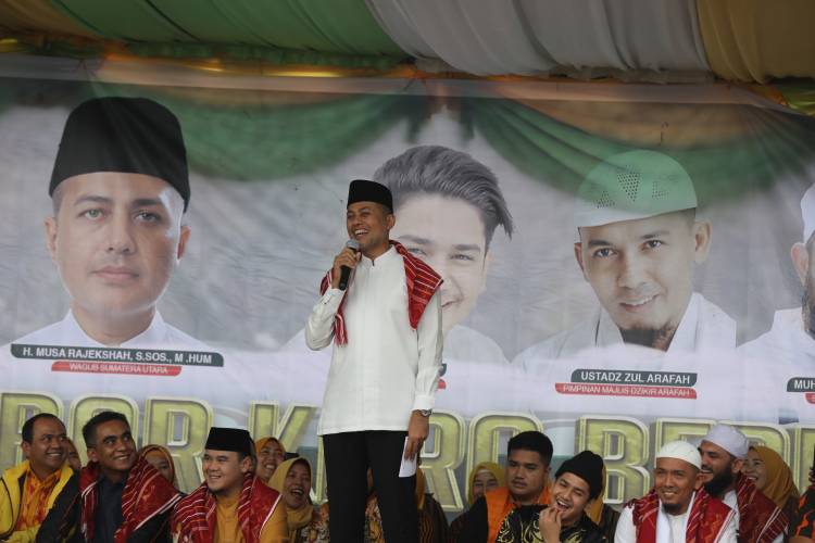Karo Bermunajat,  Ijeck Minta Jaga Toleransi Umat Beragama