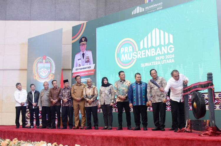 Edy Rahmayadi Wajibkan Metode Bottom-up  dalam Penyusunan RKPD 2024