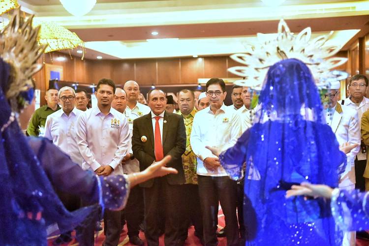 Edy Rahmayadi Minta Kadin Terus Bersinergi  dengan Pemerintah dalam Pembangunan
