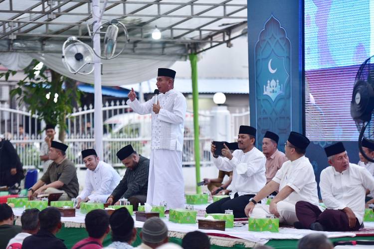 Edy Rahmayadi Ajak Seribuan  Abang Becak Tingkatkan Takwa kepada Allah
