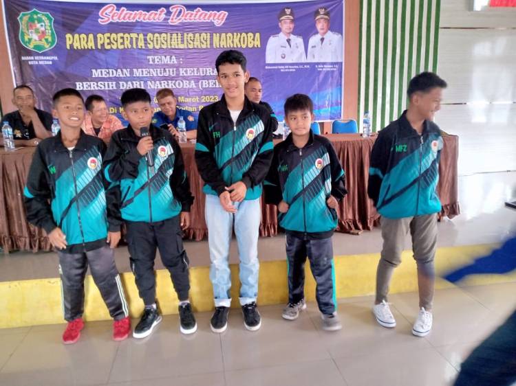 Guna Menoreh Prestasi, Karang Taruna Belawan Lepas Atlet Karatenya Menuju Aceh