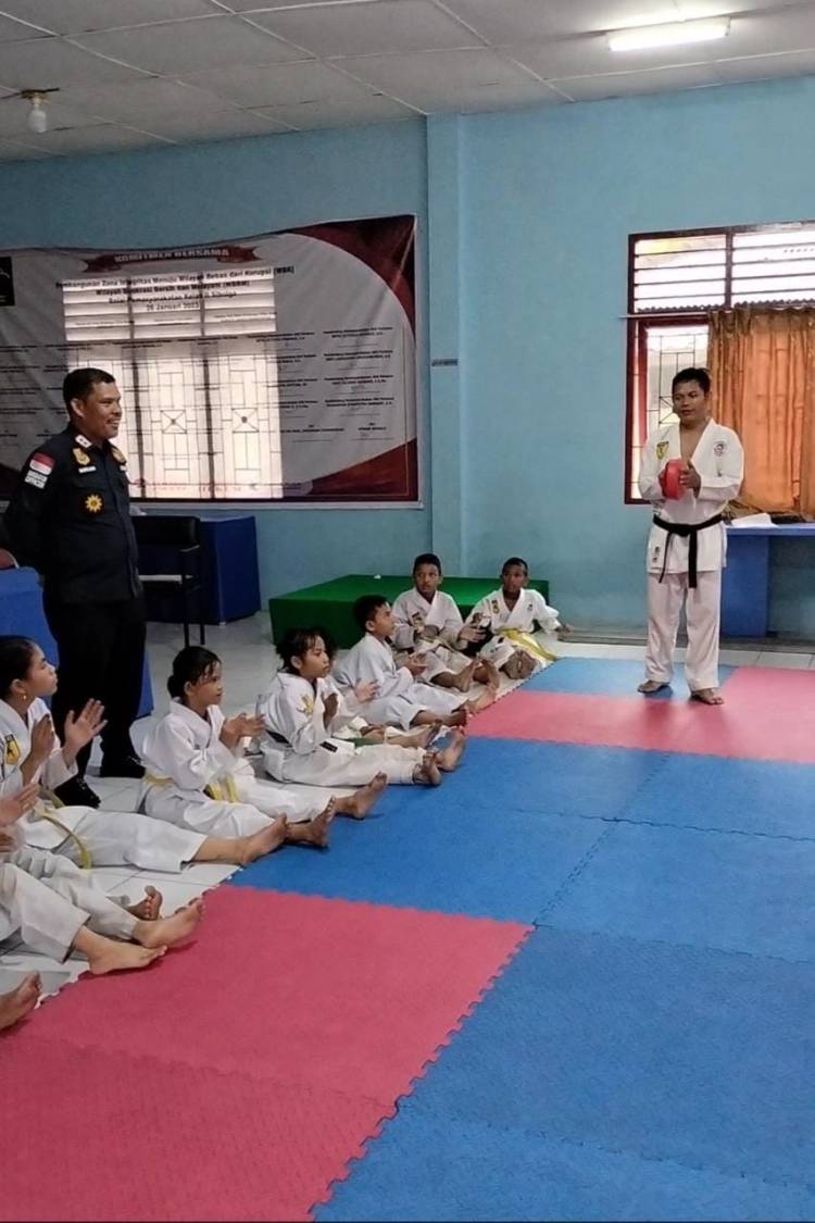 Ketua KKI Sibolga Beri Motivasi Atlet