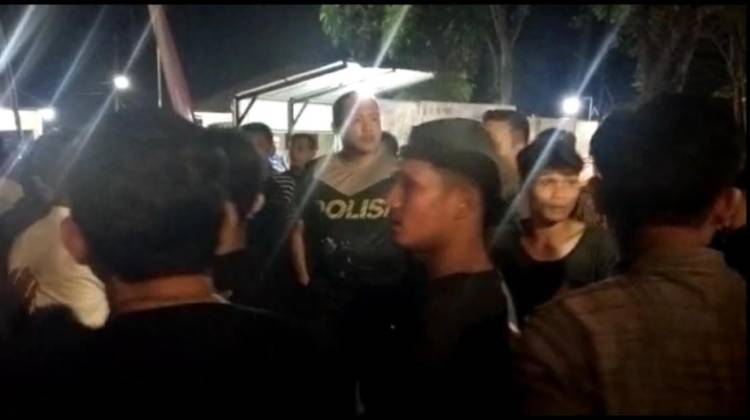 Apa Penyebab Bentrok Warga Purba Baru dengan Warga Parbangunan..?