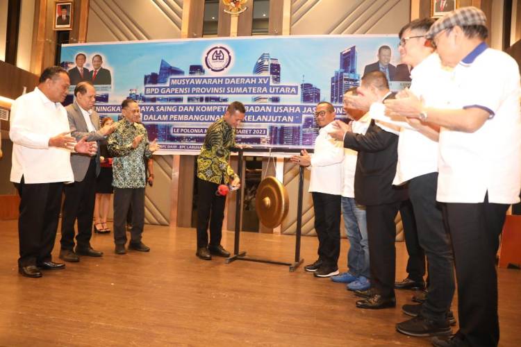 Musa Rajekshah Buka Musda Gapensi Sumut, Ini Harapannya Kepada Pengusaha