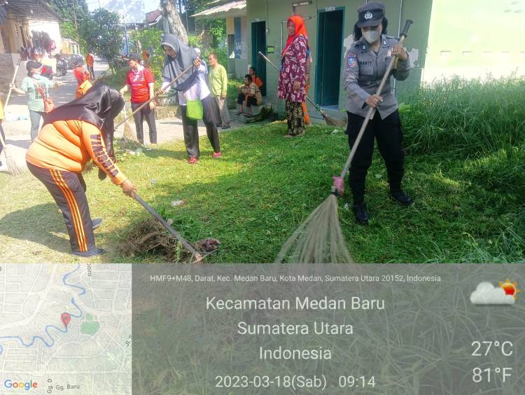 Sambut Bulan Suci Ramadhan, Bhabinkamtibmas Polsek Medan Baru Gotong Royong Bersihkan Mushola