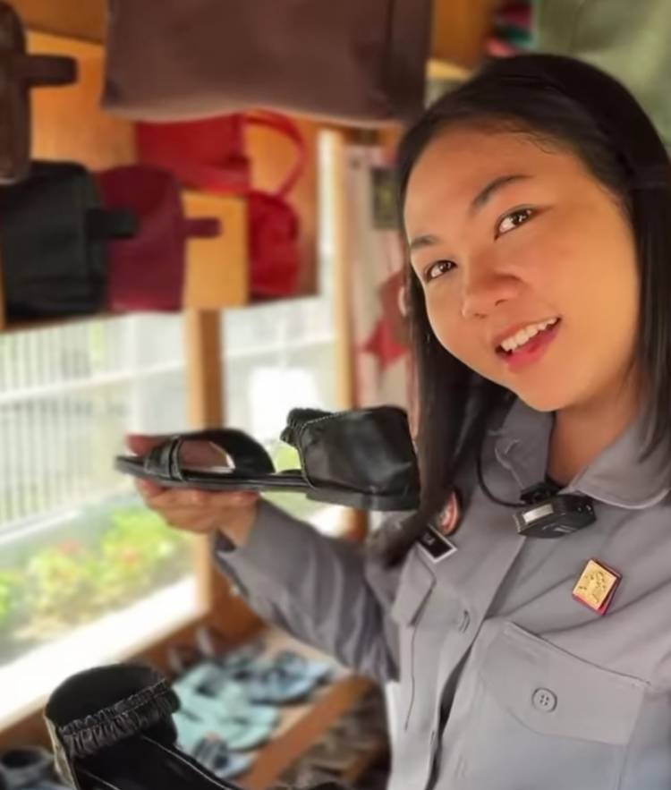 Sandal Model Baru Karya Warga Binaan Rutan Medan