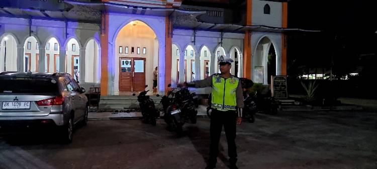 Sat Lantas Polres Simalungun Gelar Blue Light Patrol di Mesjid-Mesjid Selama Sholat Tarawih