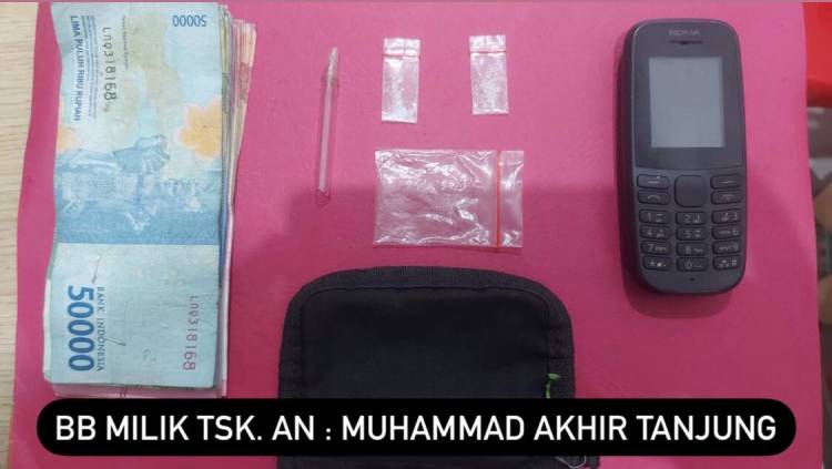 Pemakai dan Kurir Sabu Pasrah Disergap di Perladangan, Pengedar Menyusul
