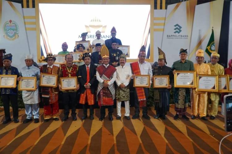 Musrenbang RKPD Sumut, Kabupaten Humbahas Terima Penghargaan Pencapaian Realisasi Anggaran 2023