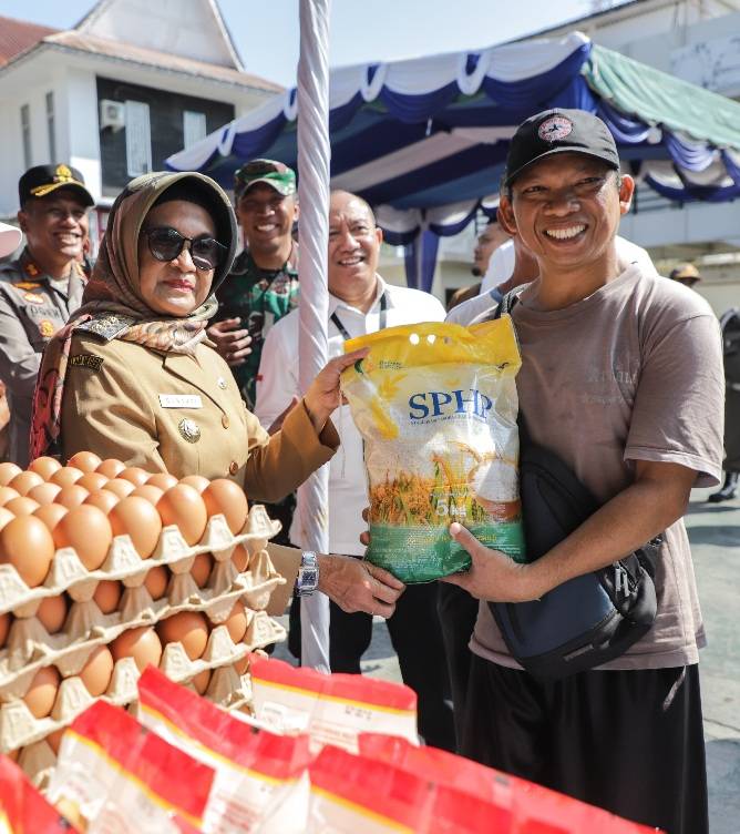 Jelang Idul Fitri 1445 H, Pemko Siantar Buka Pasar Murah di Lapangan Pariwisata