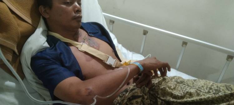 Jelang Sahur di Helvetia, Mahasiswa Tabrak Dua Pemotor, Mobil Ringsek, 3 Korban Luka-luka