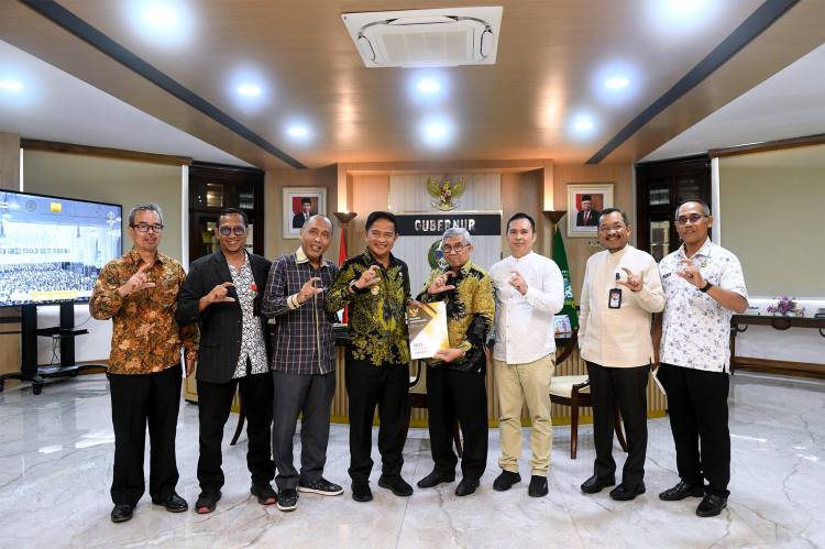 Terima Laporan KI Sumut Pejabat Gubernur Sumut Tetap Dukung Keterbukaan Informasi Publik