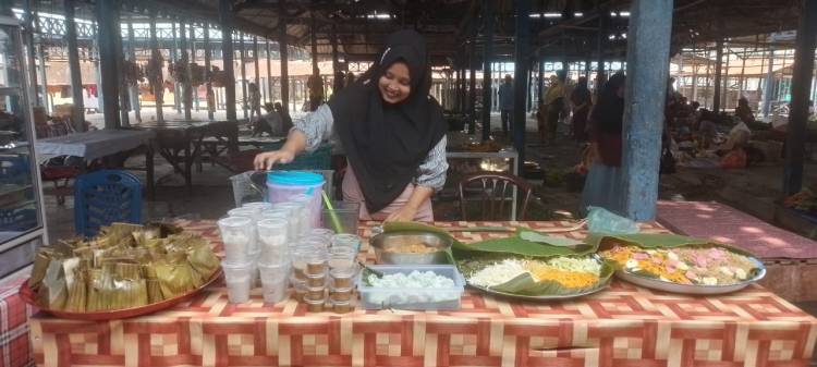 Tambang Rakyat tak beroperasi , Pasar Sinonoan Sepi pembeli