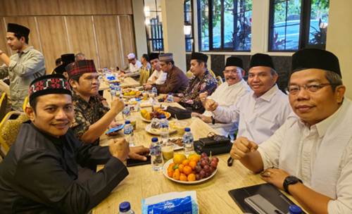 RCM Grup Bukber dan Santuni Anak Yatim, Hamsiruddin Siregar : Momentum Memupuk Persaudaraan dan Mempererat Silaturrahim