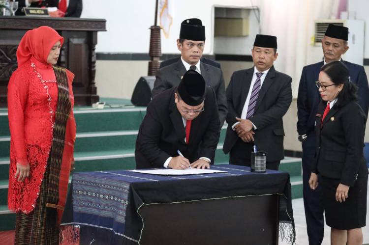 Sertijab Wali Kota Wakil Walikota 2025-2030, Wesly Ajak Tingkatkan Layanan Bagi Masyarakat