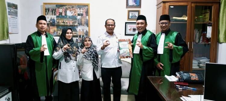 PPID Kanwil Kemenag Sumut Serahkan Laporan Tahunan ke Komisi Informasi Sumut