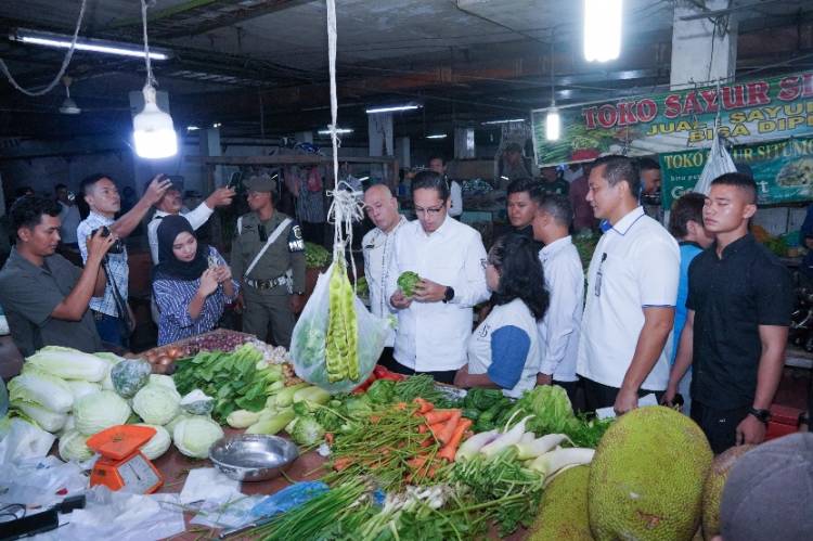 Antisipasi Kenaikan di Bulan Puasa, Rico Waas Pantau Harga Bahan Pangan di Pasar Petisah