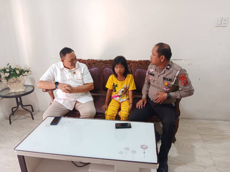 Anggota DPRD Deliserdang M Dahnil Ginting SE Aprisiasi Aparat Kepolisian Yang Viral Menolong Anak Gelandangan Saat Ayahnya Meninggal Di RS Pirngadi