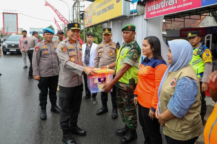 Tinjau Pos Pelayanan Idulfitri di Tebing Tinggi, Wakapolda Sumut Beri Arahan dan Dukungan untuk Personel