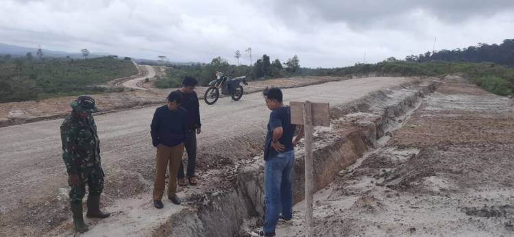 Satgas TMMD TNI Natuna Bangun Jalan