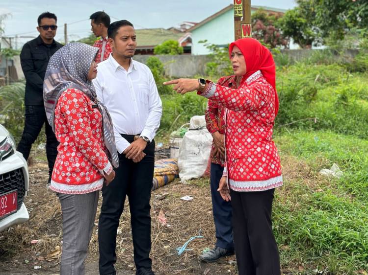 Herlina Turun ke Kecamatan, Kelurahan dan DLH Tinjau Penanganan sampah