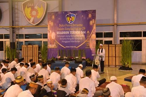 Danlanud Sultan Hasanuddin Hadiri Syukuran dan Buka Puasa Bersama HUT Skatek 044