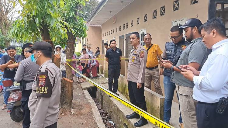 Pria Paruhbaya Tewas Tanpa Busana Di Kamar Kos