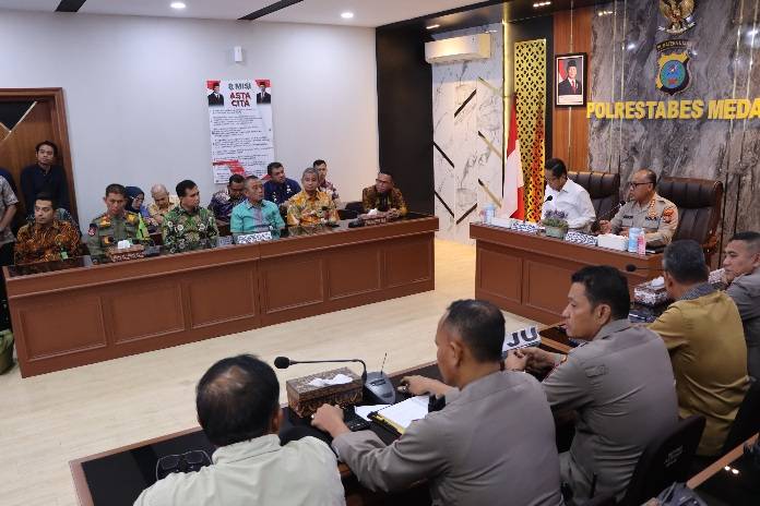 Wali Kota Rico Waas Sambangi Polrestabes, Bahas Sitkamtibmas Kota Medan dan Perkuat Sinergitas