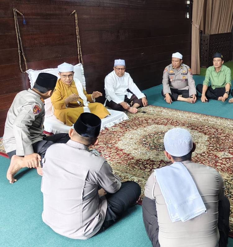 Jalin Silaturahmi di Ramadhan, Kapolres Langkat Kunjungi Tuan Guru Besilam