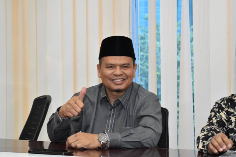 Ketua Komisi II DPRD Medan:   Bayarkan THR Tepat Waktu!!!