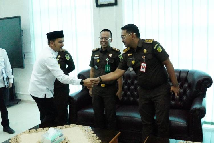 Kajari Serahkan Eks Kantor Kejaksaan Ke Pemko Tebingtinggi