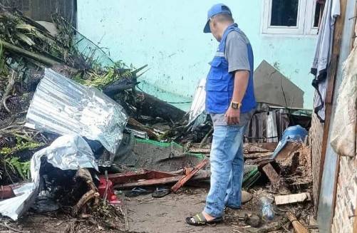 Temani Istri Masak Gulai Daging Untuk Lebaran, Restam Tewas Tertimpa Pohon Aren