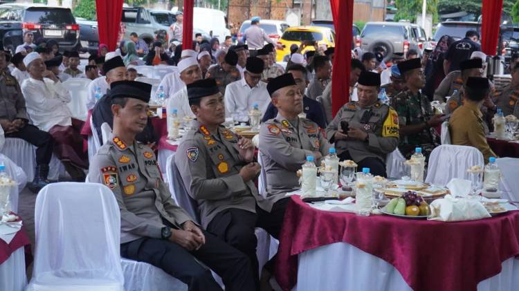 Polda Sumut Bersama Polres Langkat Safari Ramadan