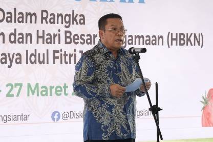 Sambut Hari Raya Idul Fitri 1446 H, Wali Kota Wesly Silalahi Buka Pasar Murah