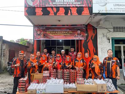 Bentuk Komitmen MPC PP Medan, Berbagi Takjil Pada Masyarakat Setiap Hari Selama Ramadan