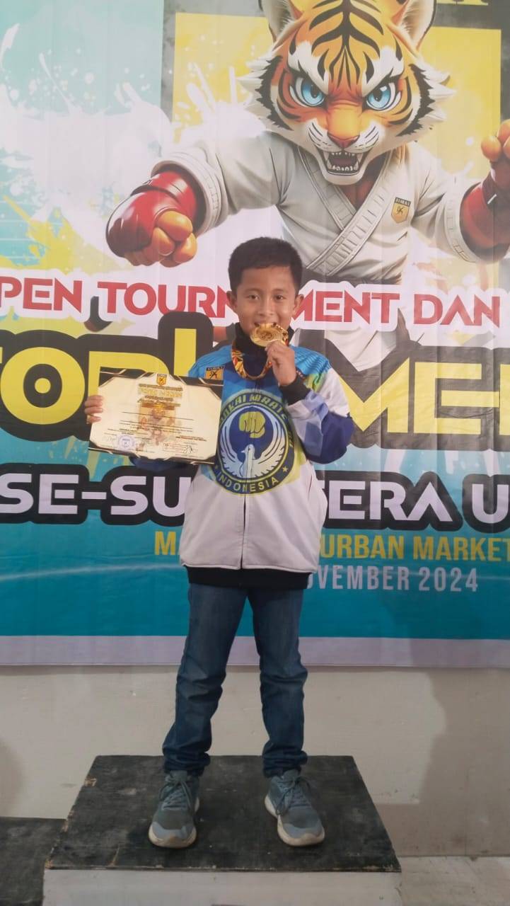 Kisah Inspiratif Rasyid, Anak TKI Berprestasi Cabor Karate Junior