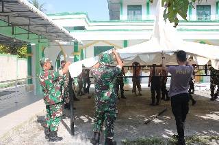Jelang Idul Fitri 2025, KODIM 0318/ Natuna Bersama Polres Bersihkan Masjid Maulana Bandarsyah