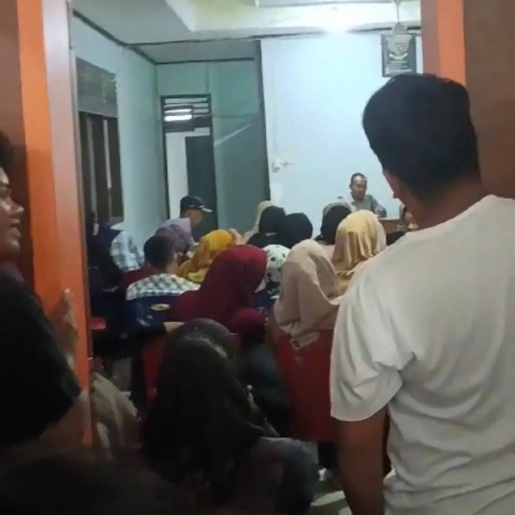 Pasca pemberitaan Pemotongan Gaji, Kadis Perindag Tanjungbalai Diduga Ancam Rumahkan tenaga honorer