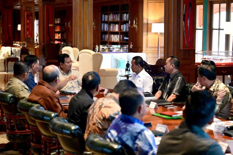 Panglima TNI Hadiri Rapat Percepatan Hilirisasi Nasional Diberbagai Sektor Strategis