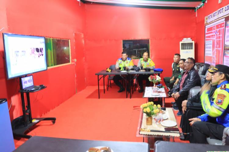 Kapolres Pematangsiantar Bersama Forkopimda Ikuti Zoom Meeting