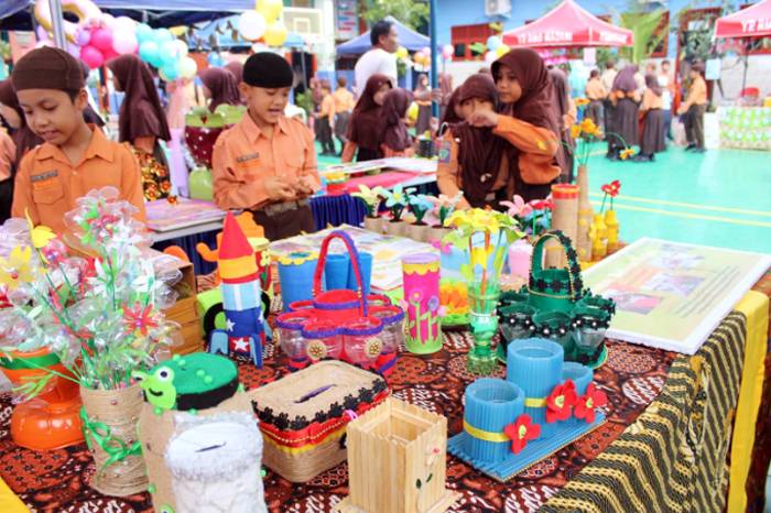 Sukses Menggelar Festival Panen Karya P5, Yayasan Pendidikan Riad Madani Bangga dengan Kreativitas Guru dan Peserta Didik