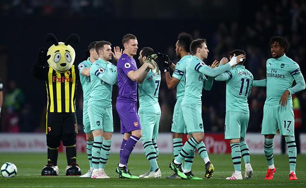 Dimarkas Watford , Arsenal Bermain Cemerlang