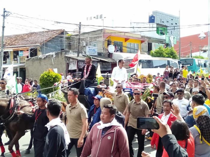 Survei Selisih Tipis dengan Prabowo, TKN: Kami Terus Bekerja Super Ekstra!