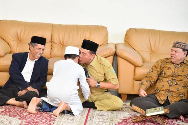 Gubsu Janjikan Hadiah Umrah Bagi Kontingen Sumut yang Juara Pertama STQN Nasional