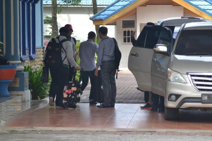 Sita 2 Koper Berisi Dokumen, Rumah Wali Kota Dumai Digruduk KPK
