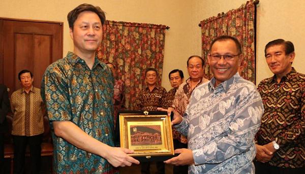 Akhyar Hadiri Resepsi Perpisahan Konjen Republik Rakyat Tiongkok Untuk Medan