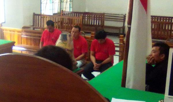 Manager, Pegawai dan Tamu  Stroom Karaoke  Divonis Bervariasi
