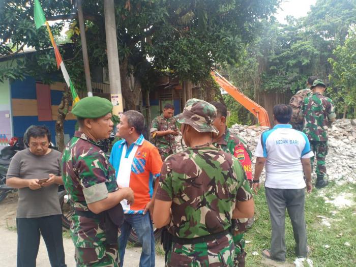 Prajurit Kodam I/BB Bersihkan DAS Sei Babura Selama 2 Minggu Berturut-turut