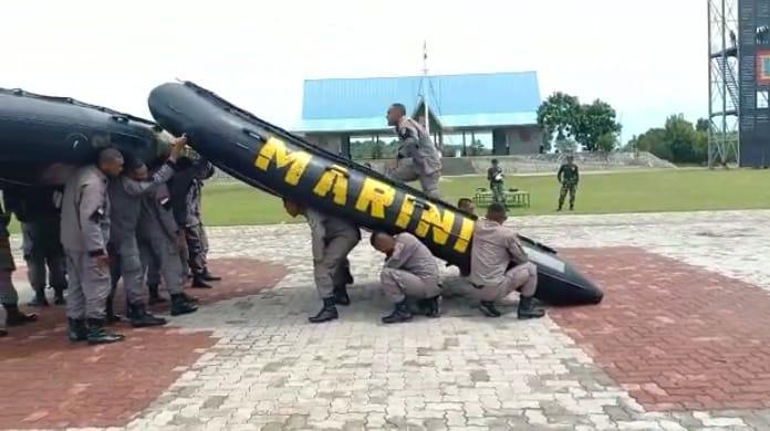Demonstrasi Beladiri Paramiliter Bakamla